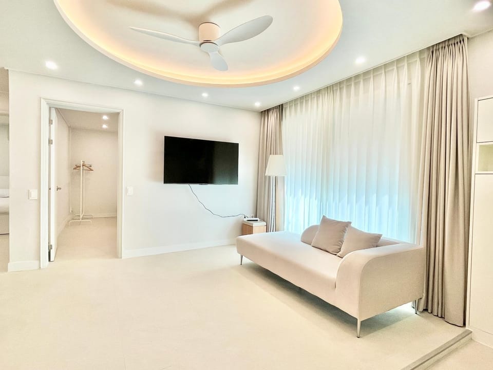 Hongdae Zoe Three Room House Apartment in Seoul