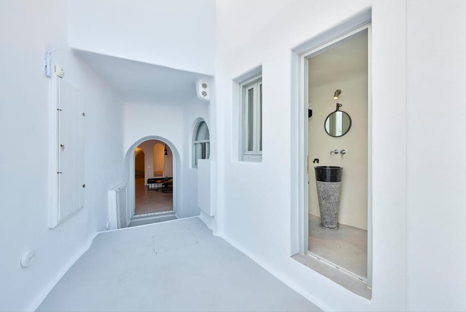 Cave Suite Oia Villa in Oia