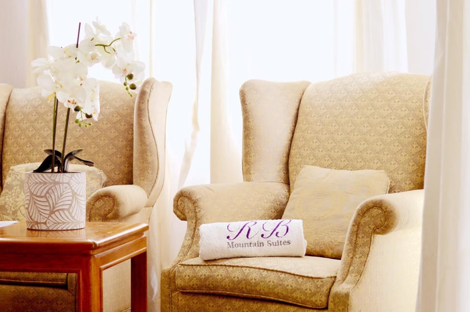 Decorative detail, Seating area