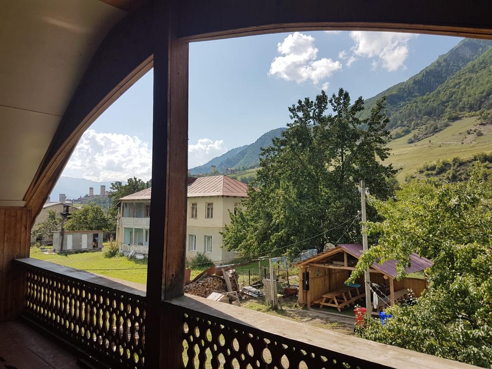 Balcony/Terrace, Garden view, Mountain view
