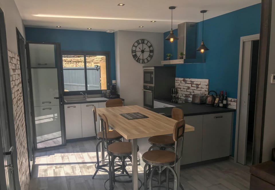Day, Coffee/tea facilities, Kitchen or kitchenette, Communal kitchen
