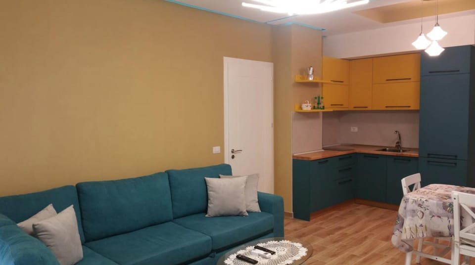 Shengjin - Helios Home Apartment in Europe