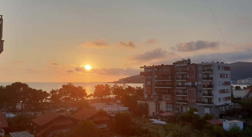 Shengjin - Helios Home Apartment in Europe
