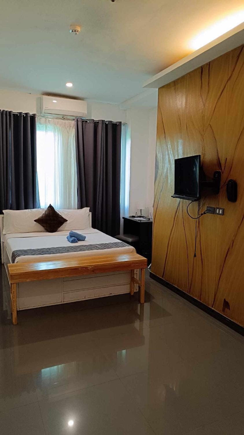 The ApplePeach House Hotel in Bicol