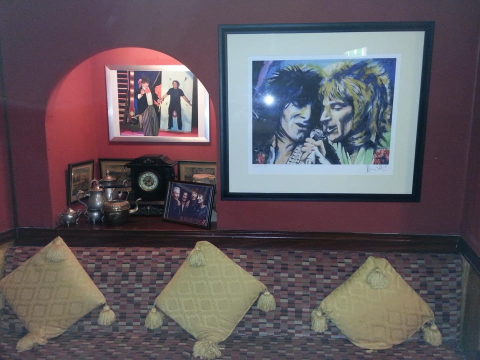 Lounge or bar, Decorative detail
