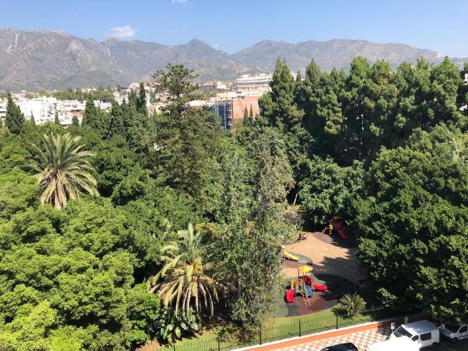 APARTAMENTO 4-2, EDIFICIO EDEN ROC I Apartment in Marbella