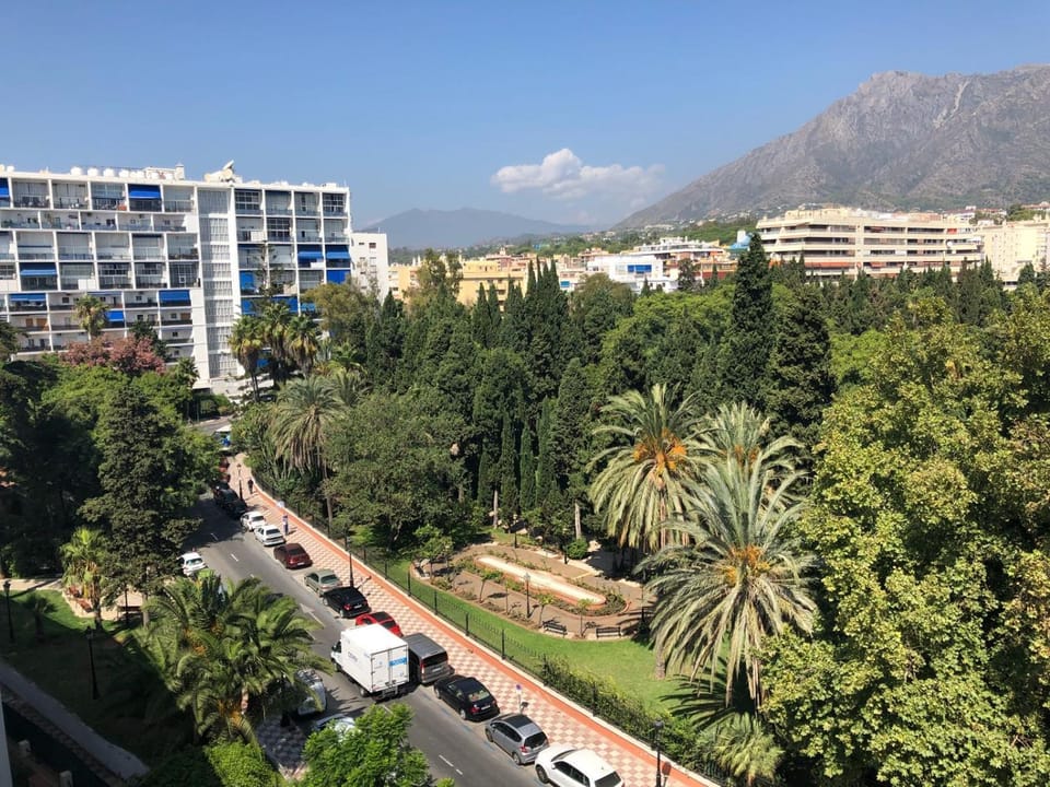 APARTAMENTO 4-2, EDIFICIO EDEN ROC I Apartment in Marbella