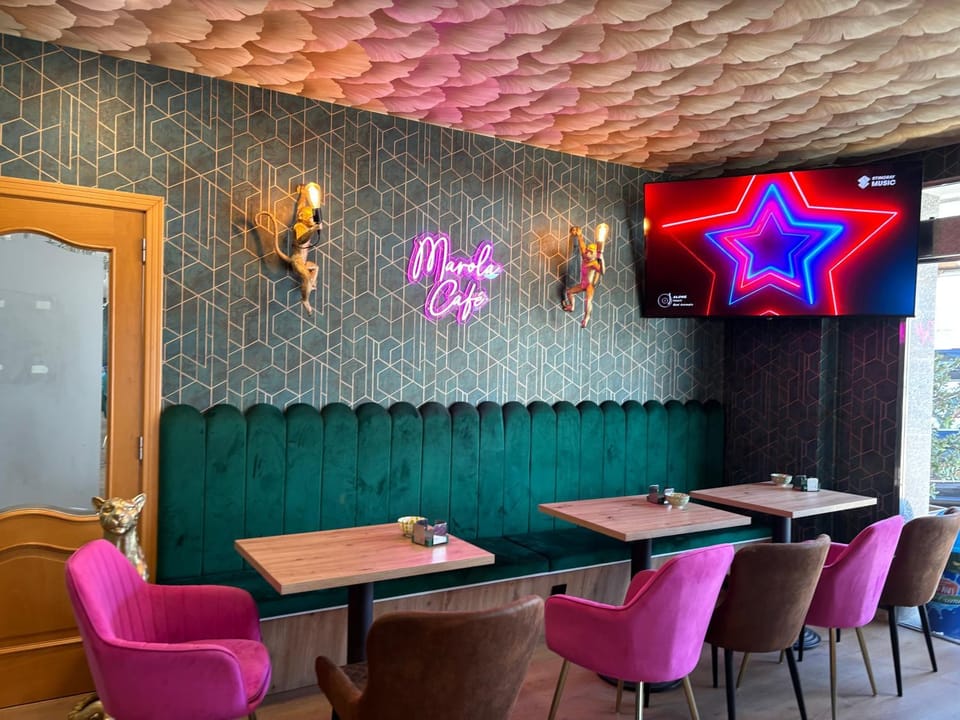 Lounge or bar