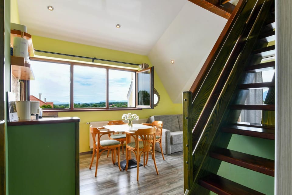 Accommodation "Old Town Drežnik" Bed and Breakfast in Plitvice Lakes Park