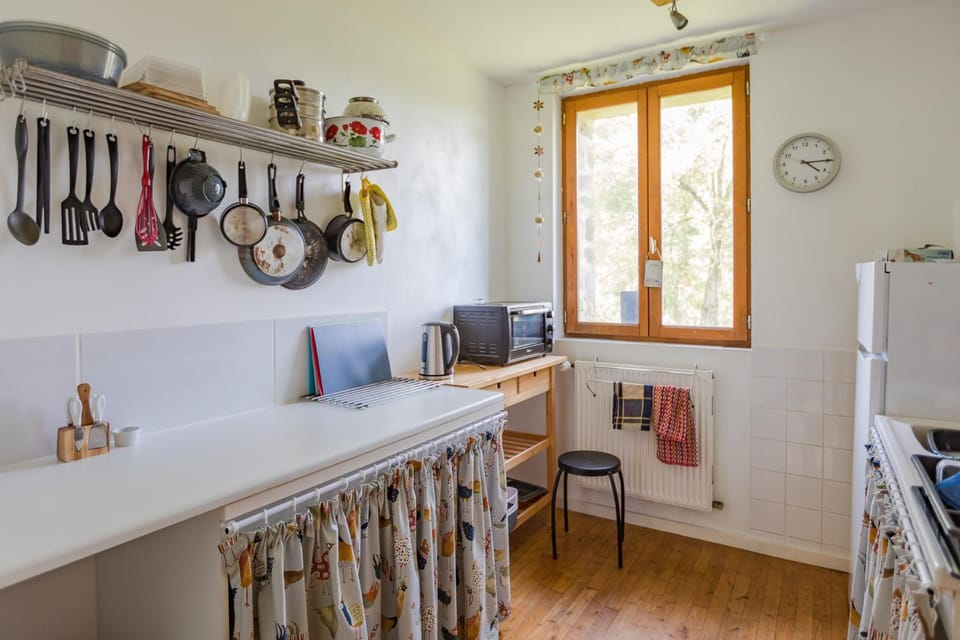 Kitchen or kitchenette, Communal kitchen, Internal: Not applicable to any particular room
