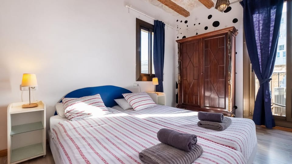 Apartamentos El Pintor Apartment in Barcelona