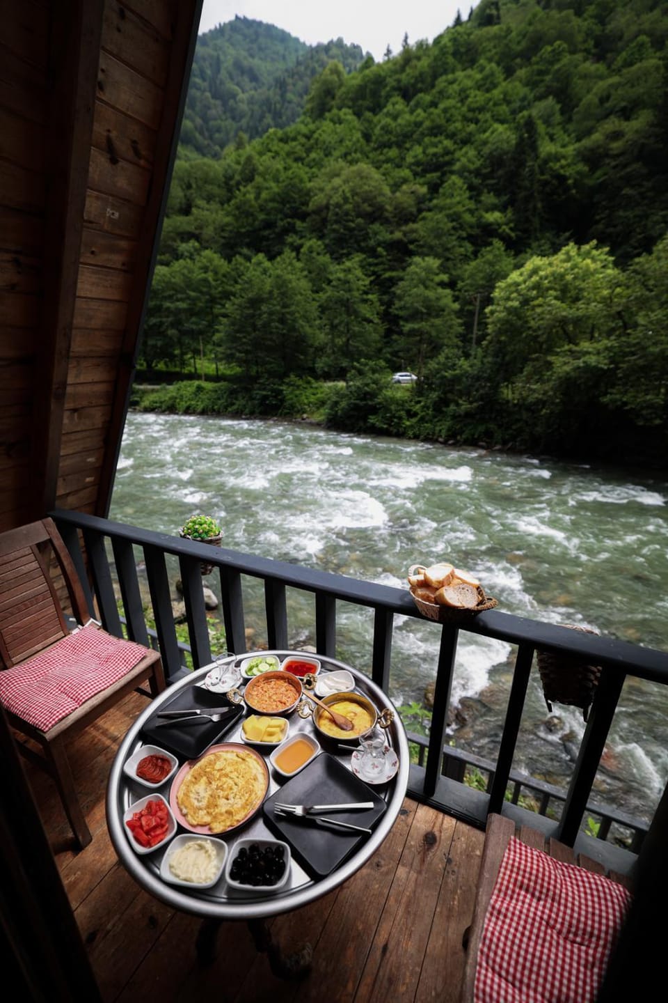 Day, View (from property/room), Mountain view, River view, Breakfast
