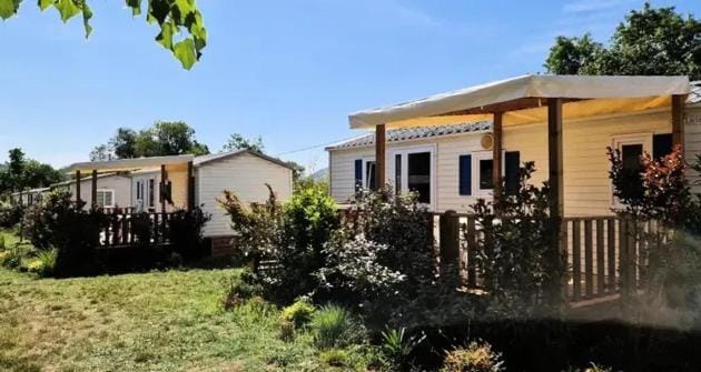 Property building, Garden, Garden view
