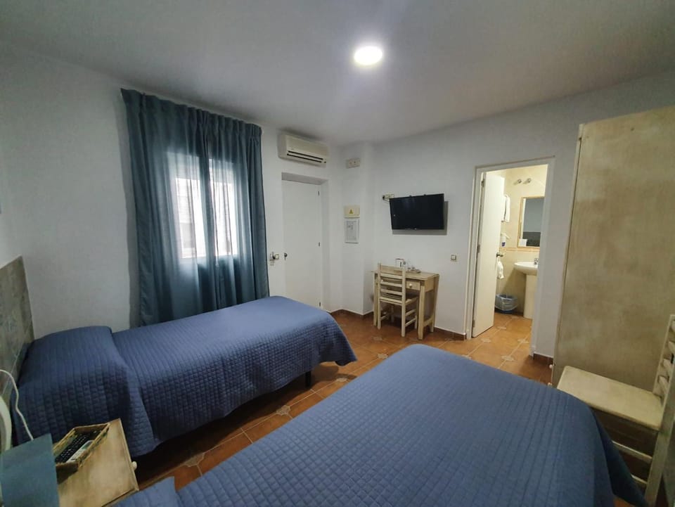 Hostal Canalejas Hotel in Cadiz