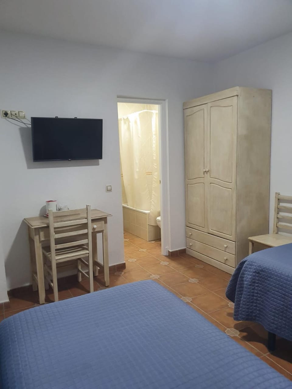 Hostal Canalejas Hotel in Cadiz
