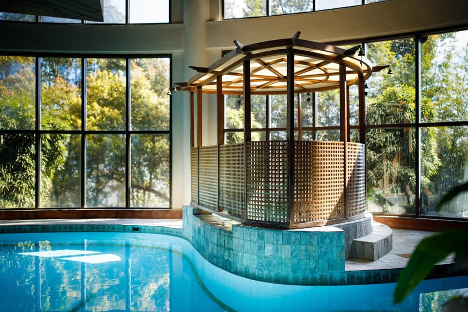 Pool view, Swimming pool