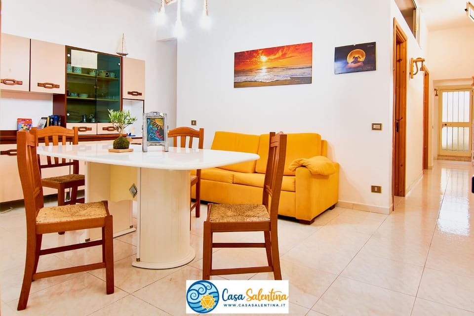 Living room, Dining area, kitchen