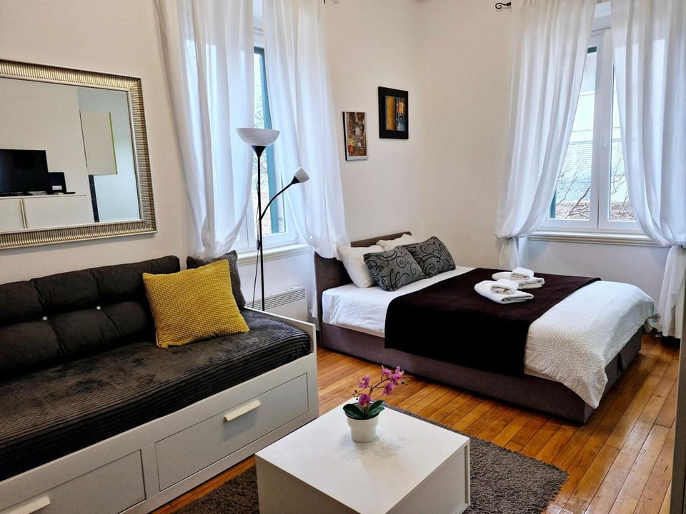 Beach City Pearls Apartments Bed and Breakfast in Split