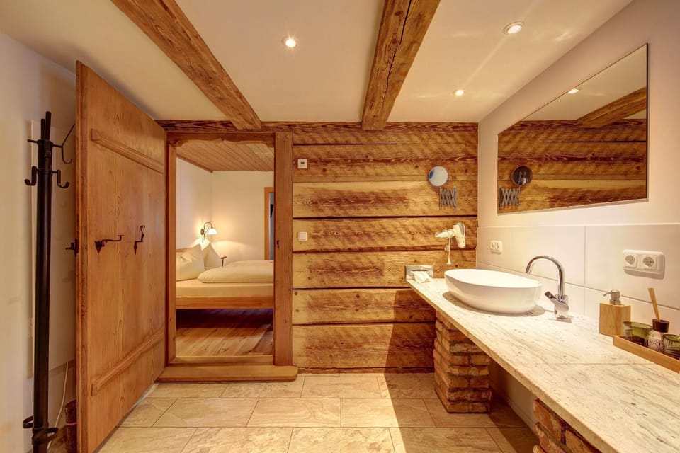 Shower, Bed, Bathroom, Photo of the whole room, Bedroom