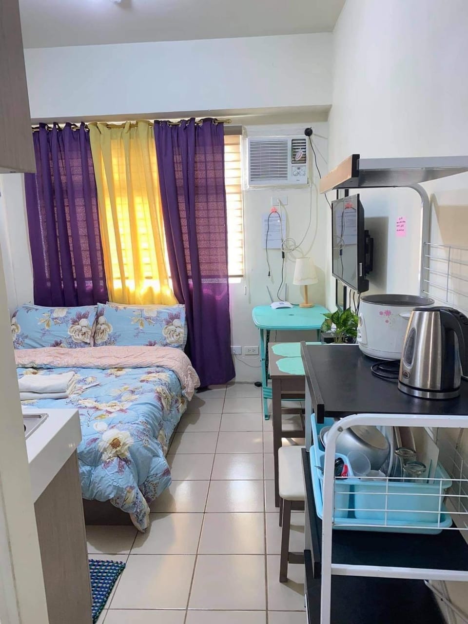 Shanilyn Residency Urban Deca Towers EDSA mandaluyong UNLIMITED INTERNET AND NETFLIX Apartment in Mandaluyong