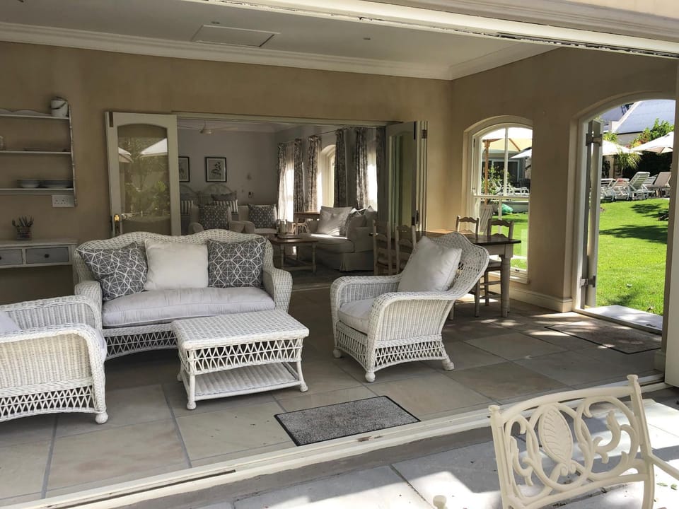 Constantia Valley Lodge Nature lodge in Cape Town