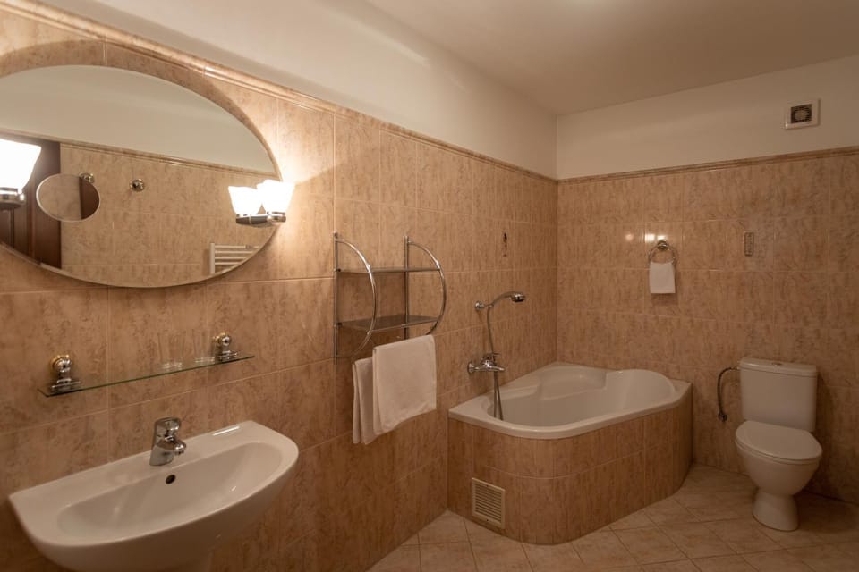 Hotel Zámeček Pod Hradem Starý Jičín 111 Hotel in Slovakia