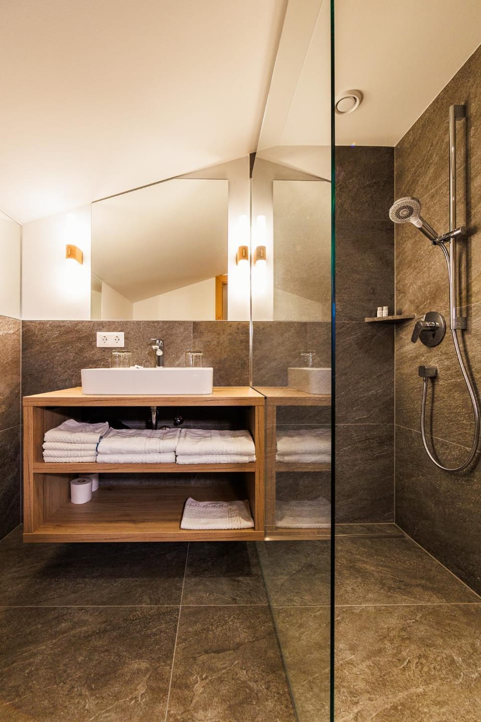 Familiengut Ertlhof Inn in Carinthia, Austria