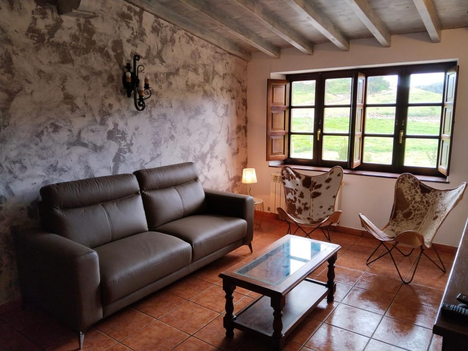 Apartamentos la Roblera Apartment in Western coast of Cantabria