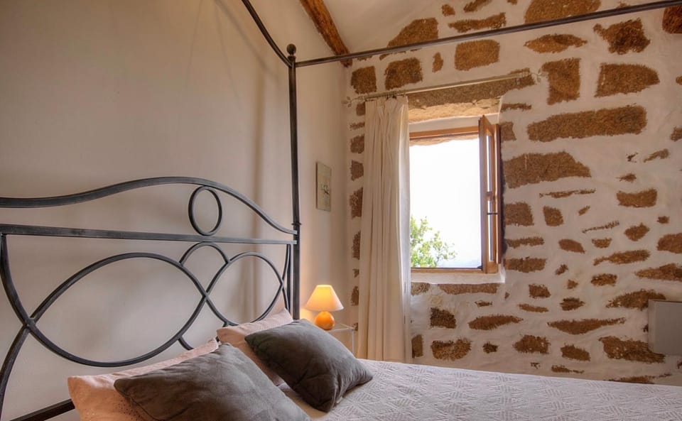 Gîte à Piscia de Figari Petru Barbara House in Corsica