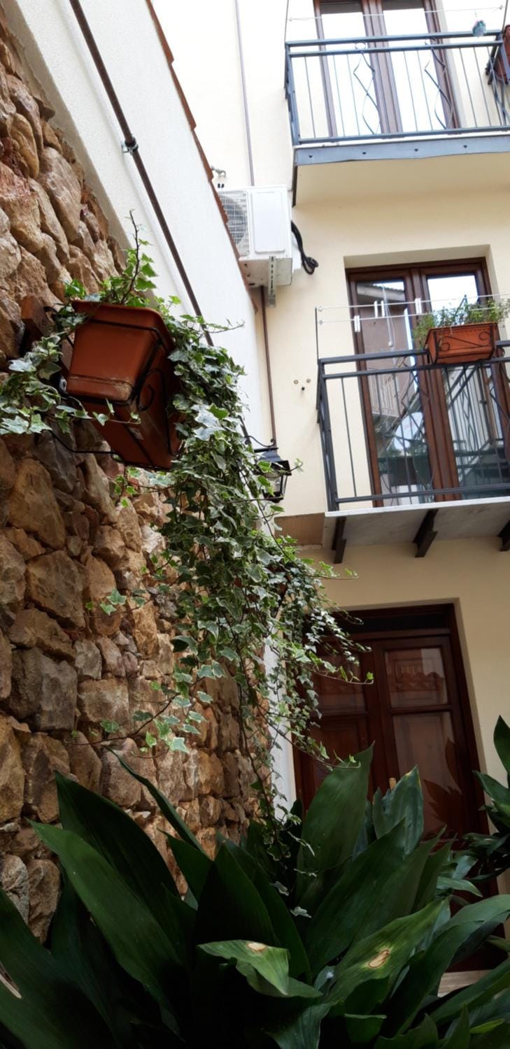 Il Baglietto Apartment in Castelbuono