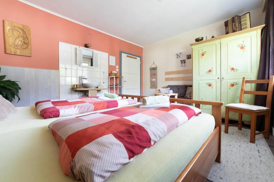 well-dorado Bed and Breakfast in Tyrol