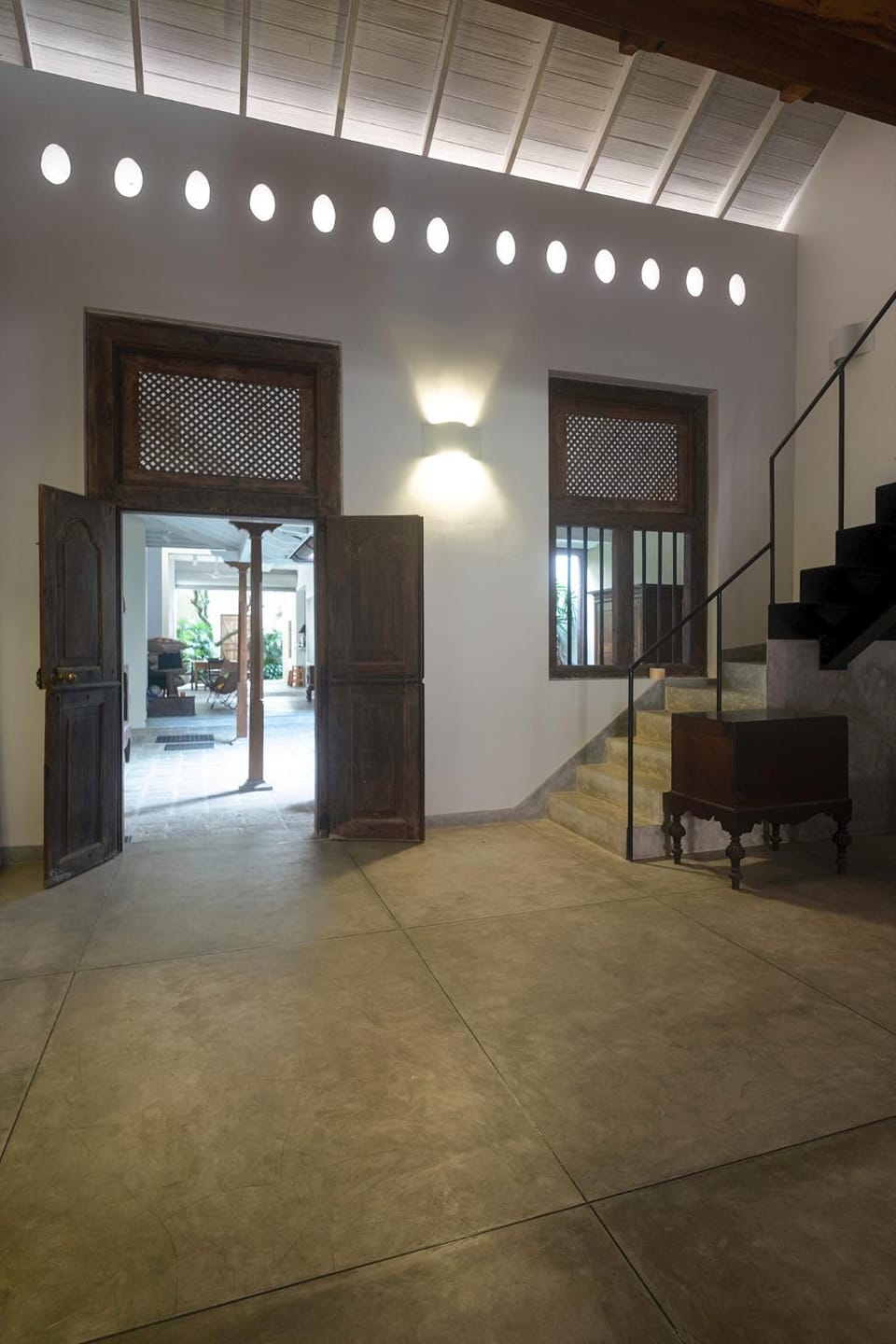 Facade/entrance