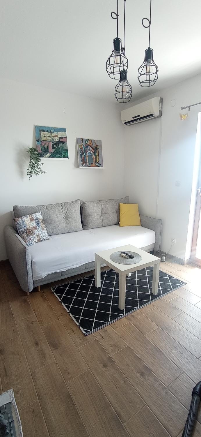 Cozy Apartmant with a sea view in Orašac Apartment in Dubrovnik-Neretva County