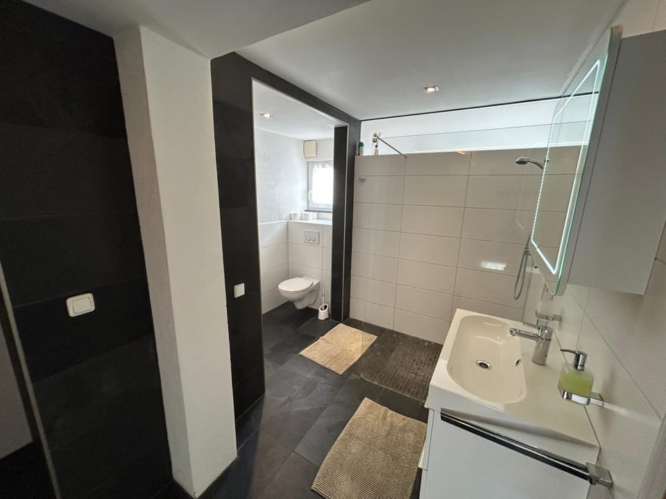 Exclusiv Apartment 3 Zi Waschmaschine Apartment in Rodgau