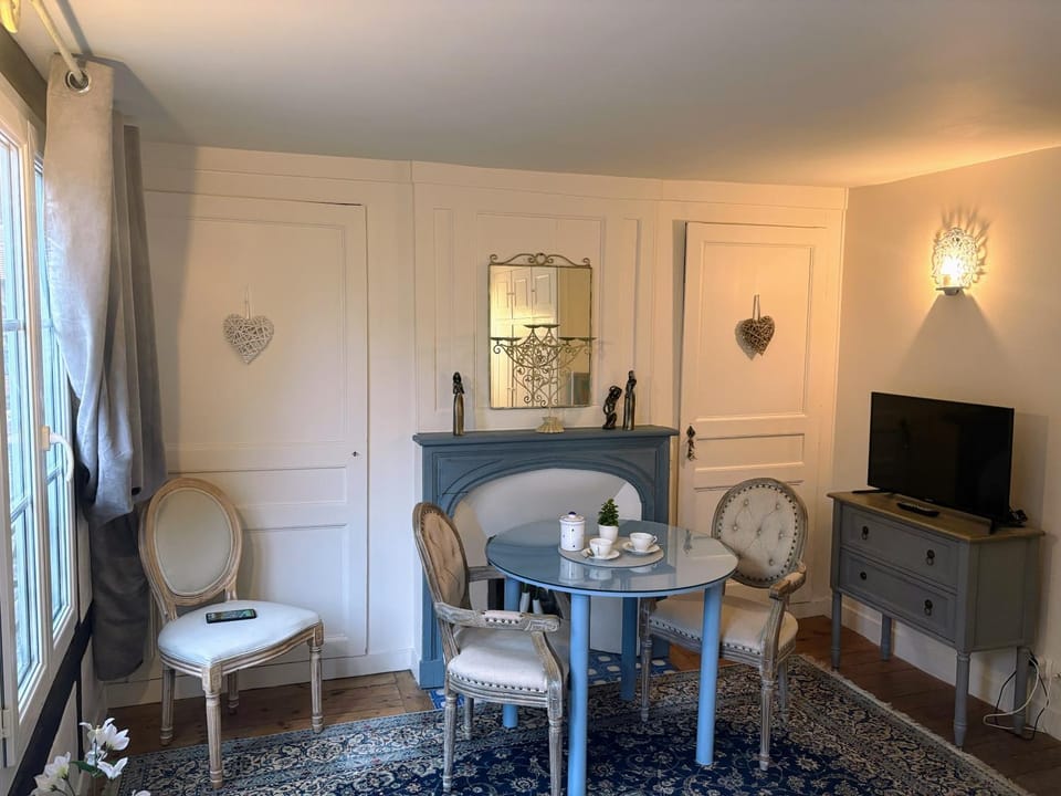 LA PARENTHÈSE DU CAPUCIN Apartment in Honfleur