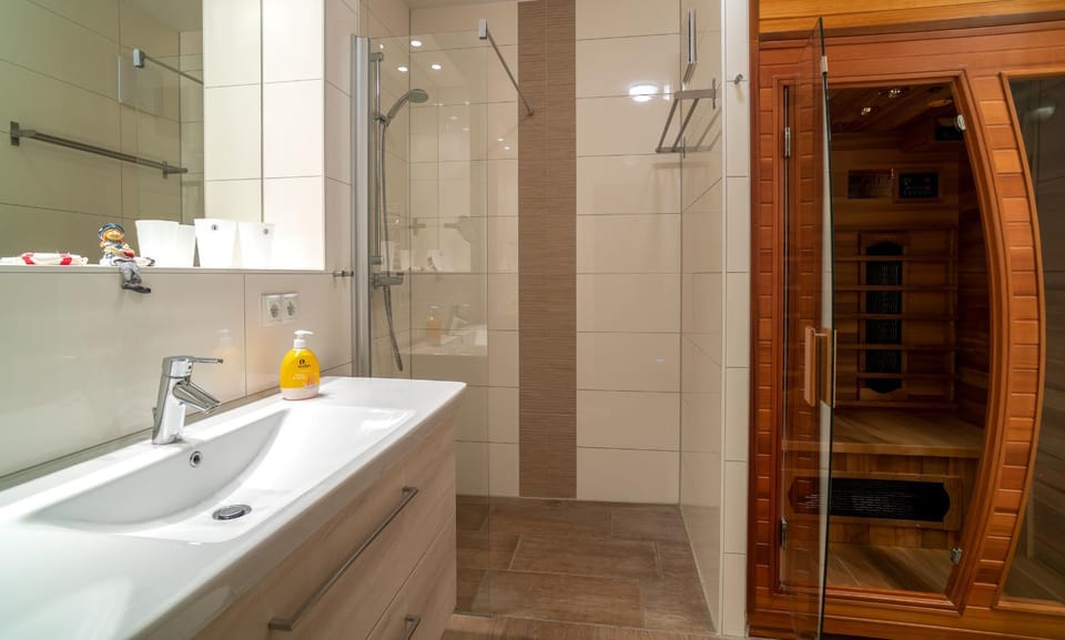 Shower, Toilet, Sauna, Bathroom