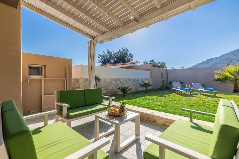 Balcony/Terrace, Living room