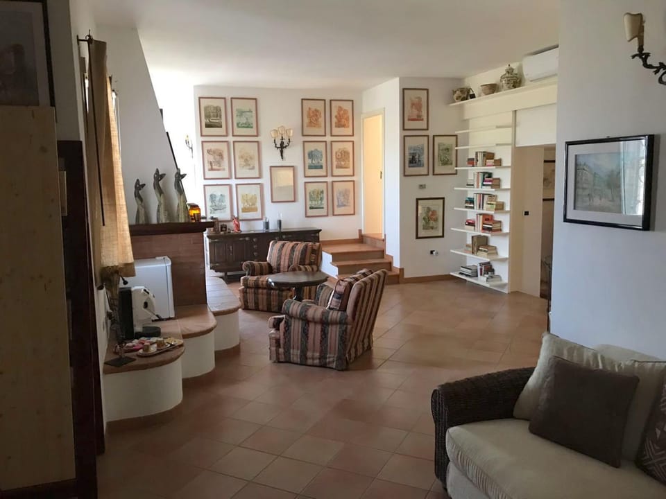 Living room, Other