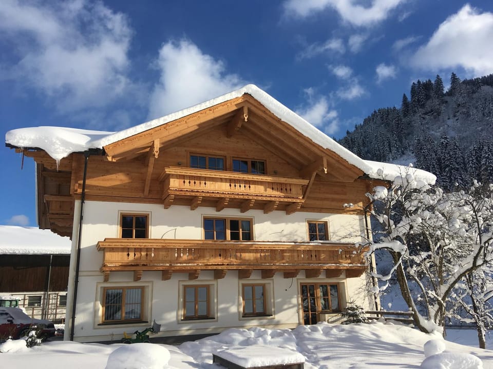 Property building, Winter