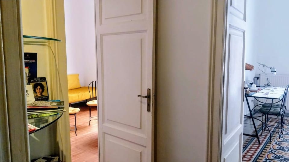 L'Atelier Vedi Napoli ai tuoi piedi Bed and Breakfast in Naples