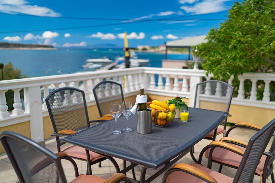 Balcony/Terrace, Seating area, Sea view