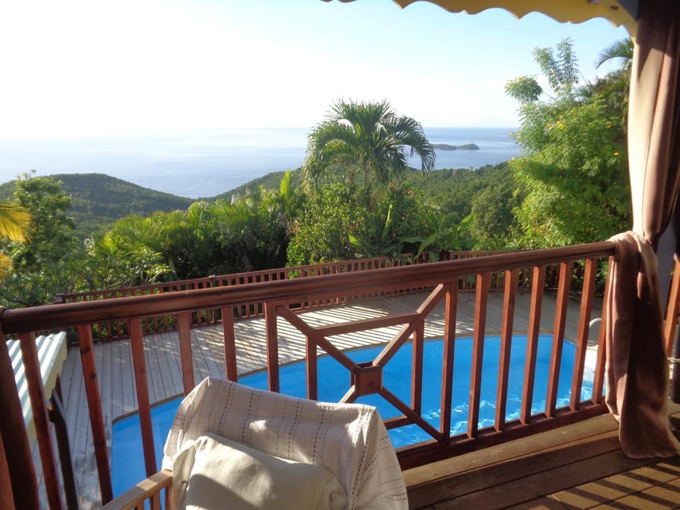 Balcony/Terrace, Pool view, Sea view
