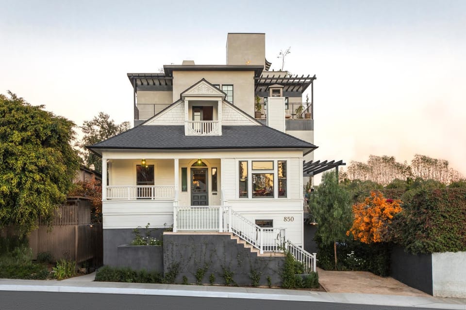 Property building, Day