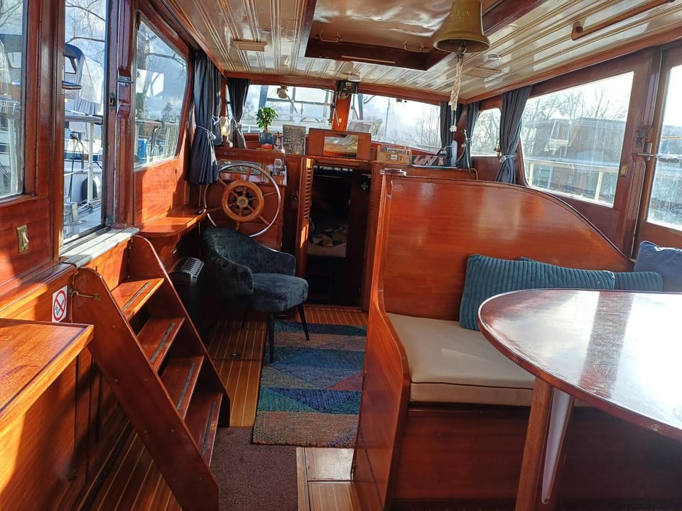 Motorjacht Flint Docked boat in Amsterdam