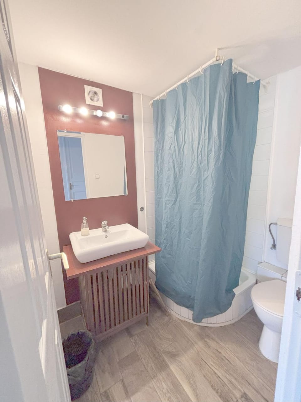 Toilet, Bathroom