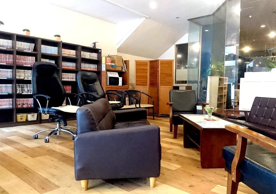 Library, Lobby or reception