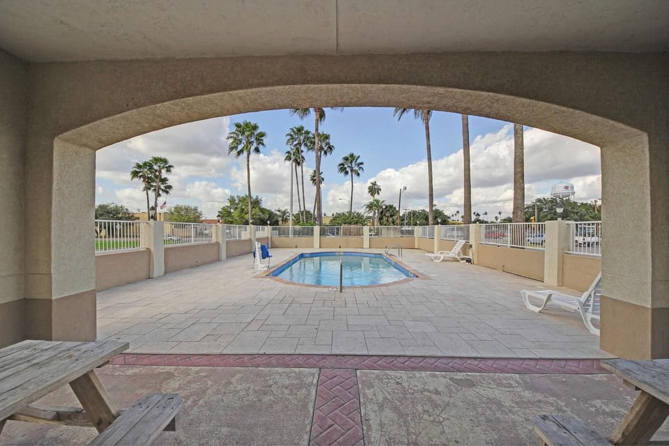 Day, On site, Pool view, Swimming pool, Time of day, ADAM