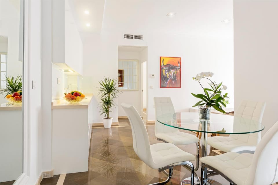Living room, Other, Seating area, Dining area, stove, kitchen