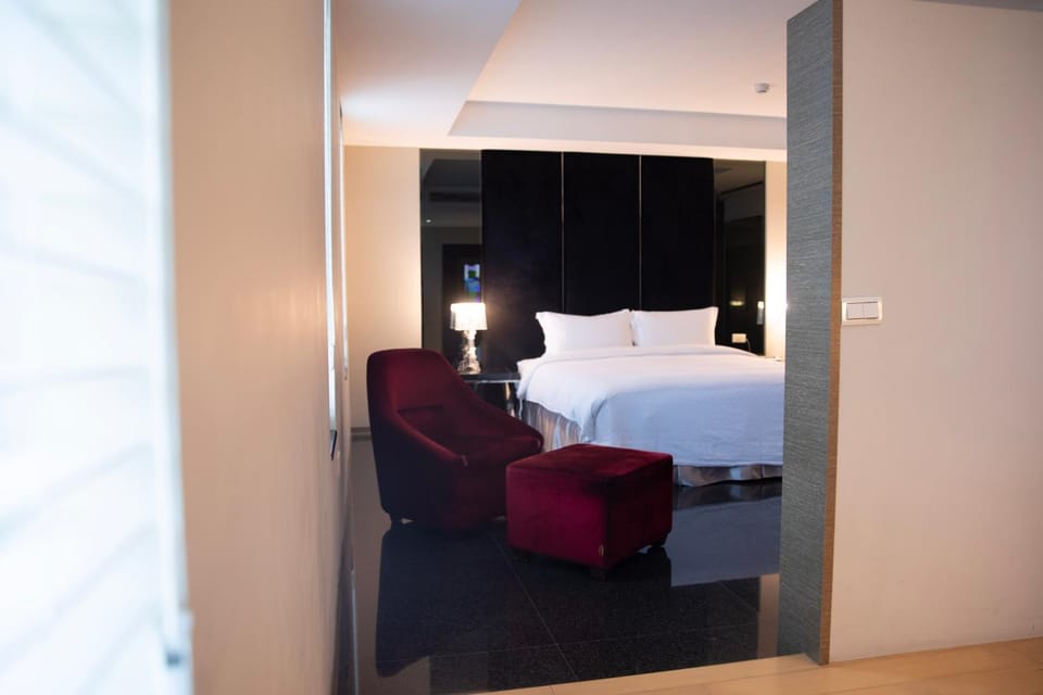 Photo of the whole room