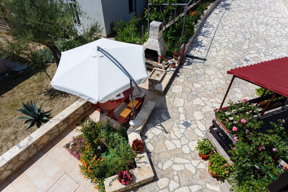 BBQ facilities, Balcony/Terrace